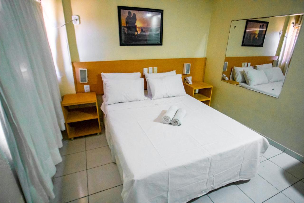 Piramide Pituba - Rua Pernambuco Hotel 3*