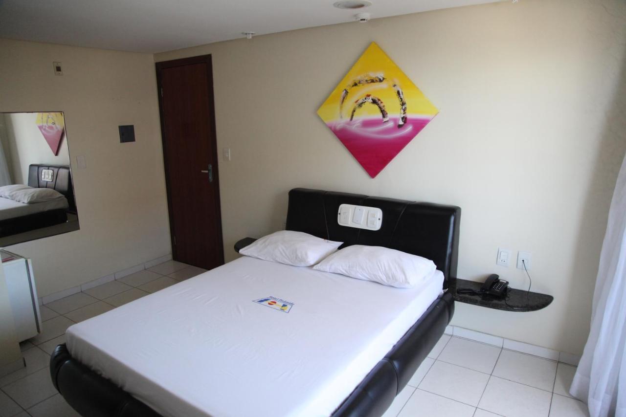 Piramide Pituba - Rua Pernambuco Hotel Salvador